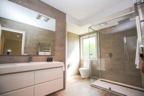 Amber Mist Villa Two - Australia Shopping 6