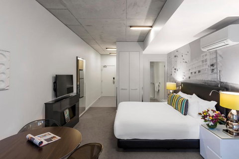 Apartments At 350 William - Local Tourism 5