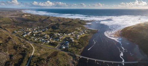 Arthur Riverfront & Sea Lodge Upstream - Australia Shopping 6