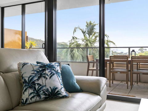 LORNE CHALET APARTMENT 11 Odyssea - Accommodation Australia 3