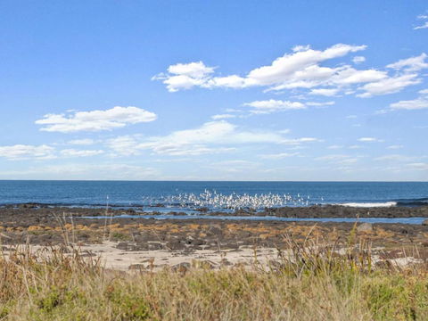 Julieanne South Beach Home Made For Families - Accommodation Australia 3