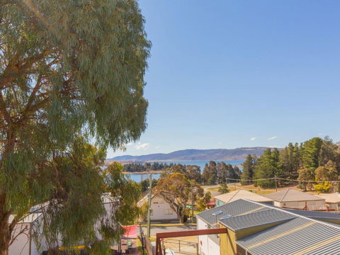 Aspect 1 / 8a Poly Cow Lane - Accommodation Australia 4