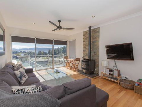 Aspect 2 / 8a Poly Cow Lane - Australia Shopping 5