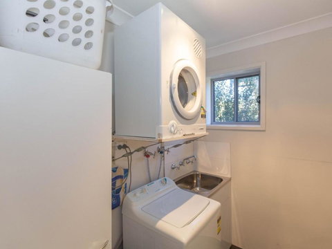 Aspect 2 / 8a Poly Cow Lane - Australia Shopping 1