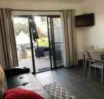 Coonawarra Cabins Unit B - Accommodation Australia