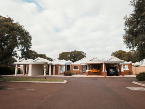 FortyThree Oceanside Retreat Busselton - Local Tourism 4