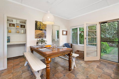 GOWAN ROSS COTTAGE - Accommodation Australia 6