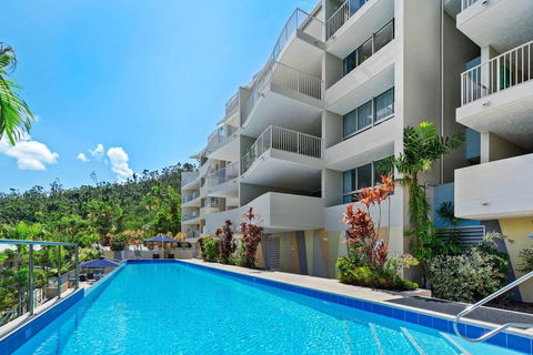 Sea Forever On Azure Airlie Beach - Accommodation Australia 0
