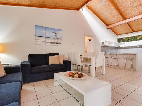 Sapphire Sea N Sand - Accommodation Australia 4