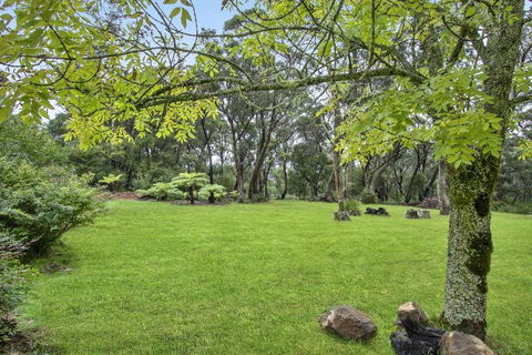 THE TEACHERS COTTAGE - Accommodation Australia 6