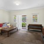 THE TEACHERS COTTAGE - Accommodation Australia 0