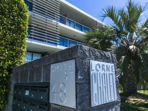 LORNE CHALET APARTMENT 36 Central Location - Accommodation Australia 5