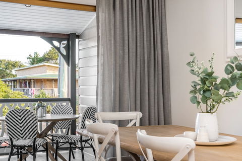 A PERFECT STAY Luxe & Bloom - Australia Shopping 1