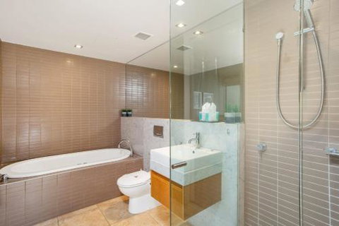 Unit 203 Plantation Rainbow Beach Plantation Resort Top Floor Aircon Free Wi Fi - Bed n Breakfasts 3