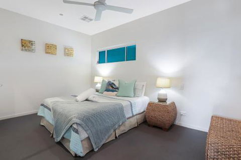Beachside Vibes Sunshine Beach - Accommodation Australia 3