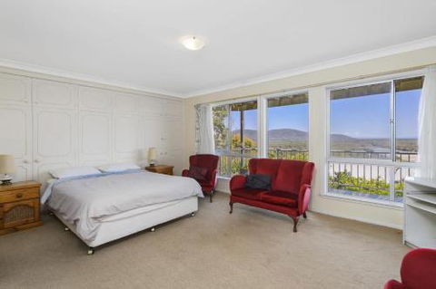 La Mer 19 Dulconghi Street - Accommodation Australia 2