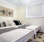 Sounds of Sunshine Whole House - Accommodation Australia