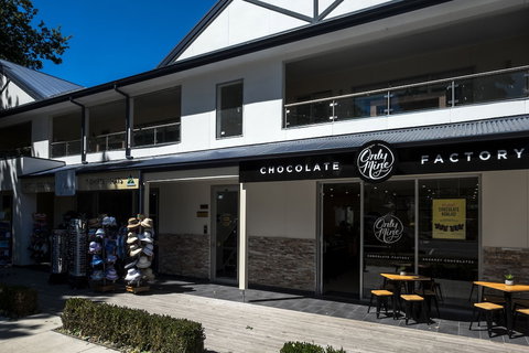 Woody Lifestyle One Bedroom Apartment - Accommodation Australia 0