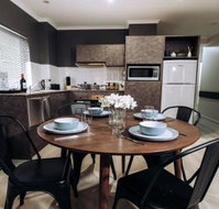 Central City Convenience Free Parking  WiFi - Accommodation Australia