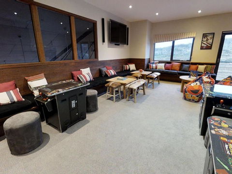 Apartment 5 The Stables Perisher - Local Tourism 1