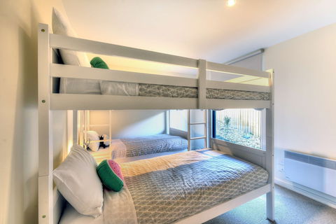Furneaux - Accommodation Australia 4