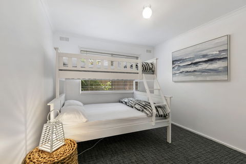 Beauty AND THE Peace - Inlet Side - Accommodation Australia 5