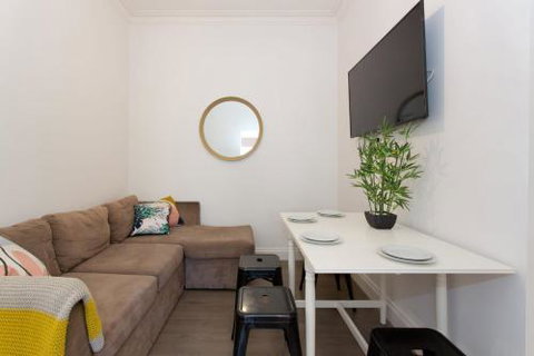 Quokka At White Gum Lodge - Local Tourism 2