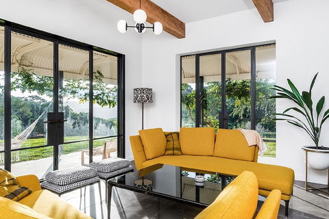 Your Luxury Escape - Fairway - Bed n Breakfasts 4