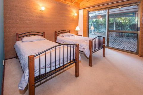 Ultramarine - Accommodation Australia 2