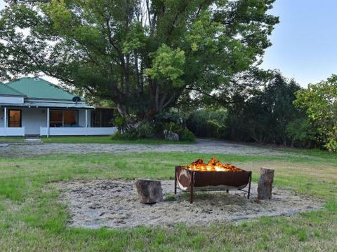 Tabitha Hill Cottage - Accommodation Australia 0