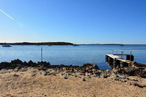 CDC 625 Beach House - Accommodation Australia 4