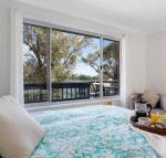 Dolphin Dreaming 16 Dolphin Avenue - Accommodation Australia