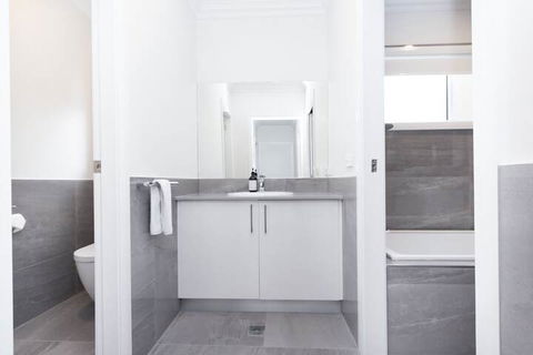 Wagga Apartments 2 - Accommodation Australia 6