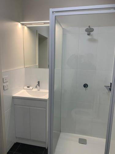 Queens Arms Hotel - Bed n Breakfasts 2