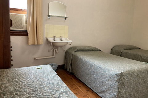 Royal Hotel Condobolin - Accommodation Australia 4