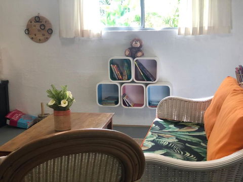 Allawah Palms Villa - Bed n Breakfasts 4