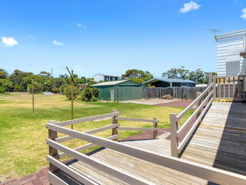 Sand Castles 34 Gold Coast Drive - Accommodation Australia 4