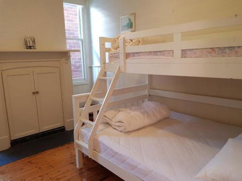 CARNBREA - Accommodation Australia 4