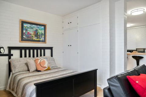 Soho Chic Apartment - Accommodation Australia 5