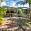 Aussie Beach House - Bed n Breakfasts 2