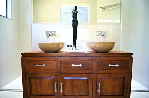 Cumberland House - Accommodation Australia 4