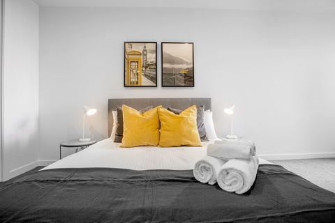Designer 2 Bedroom Apartment In Parkville - Accommodation Australia 1