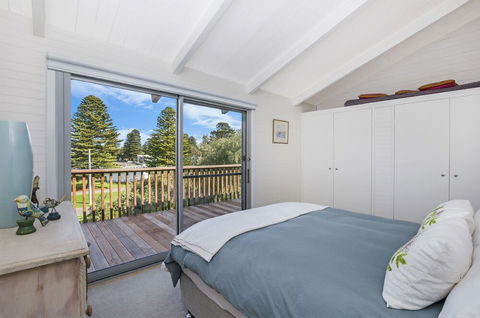 Stornaway - Accommodation Australia 5