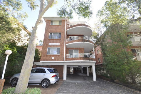Parramatta Lennox 2 Bedroom - Australia Shopping 1