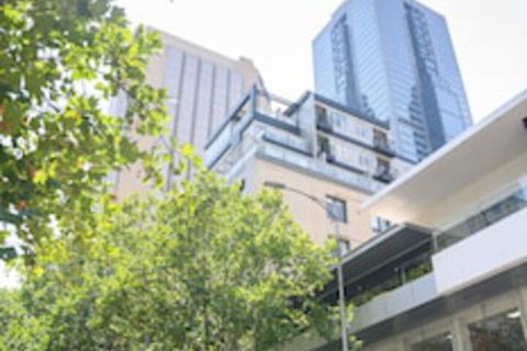 LUCY Laneway Art Fed Square Bars & Flinderst St. Station - Accommodation Australia 0