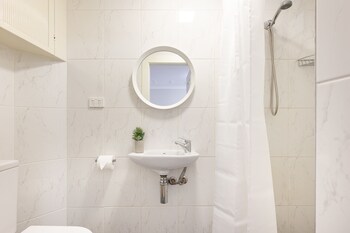 Ultimo 1 Bed. Furnished House W Parking - Australia Shopping 5