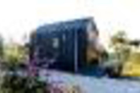 Modern Tiny House (Compass Hut) - Accommodation Australia 6