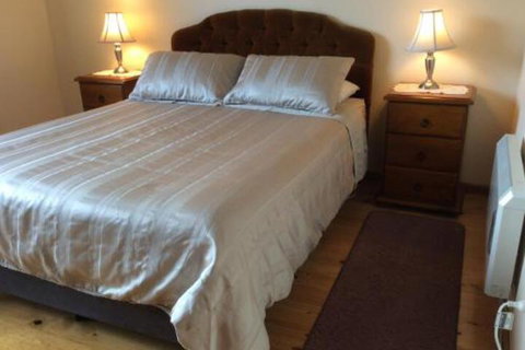 Freds Place - Local Tourism 4