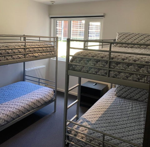 Ropers Apartments - Accommodation Australia 6