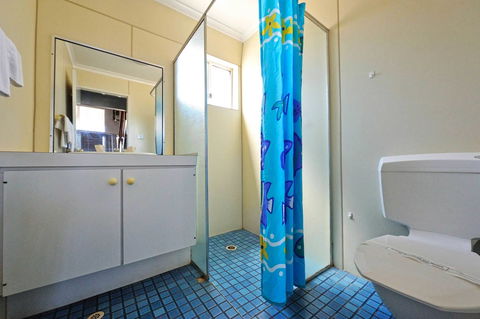 Abrolhos Reef Lodge - Local Tourism 5